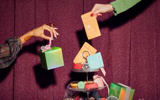 Travel Necessities: Holiday Travel Tips